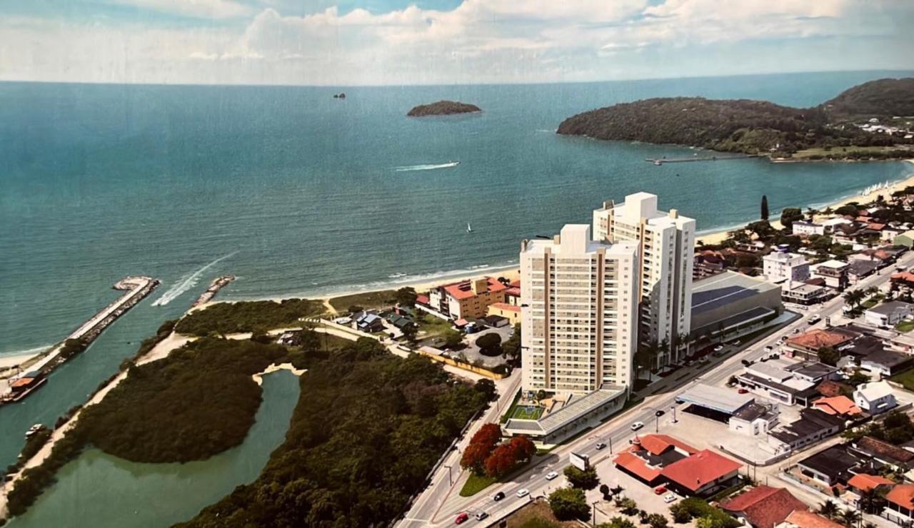 Apartamento Novo Frente Mar Com Piscina Em Home Club 佩尼亚 外观 照片
